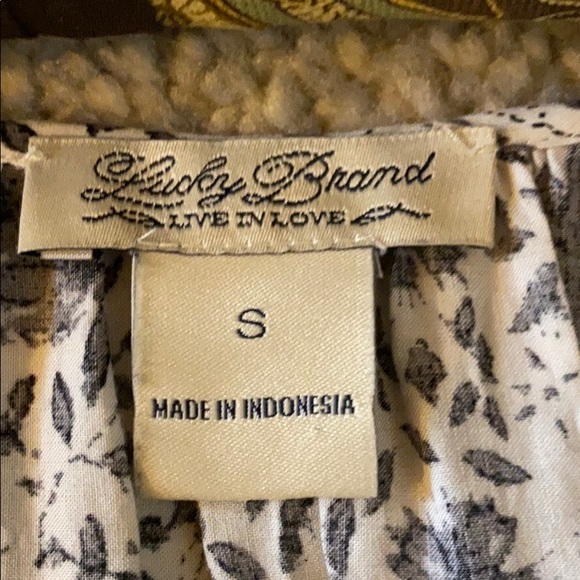 Lucky Brand shirt - Picture 4 of 8